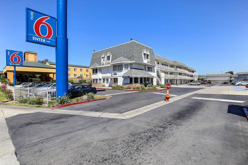 Motel 6-Oakland, Ca - Airport Exterior foto